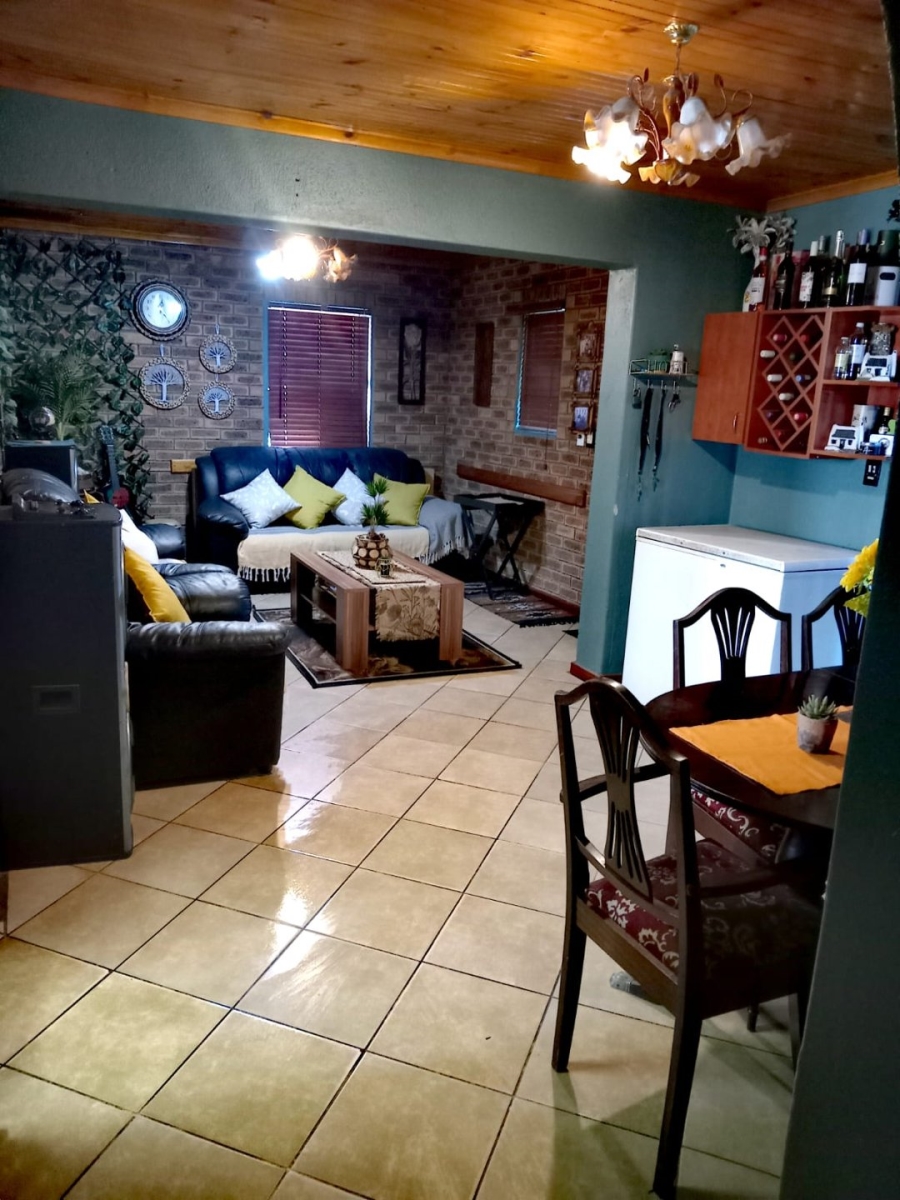 3 Bedroom Property for Sale in Forest Village Western Cape